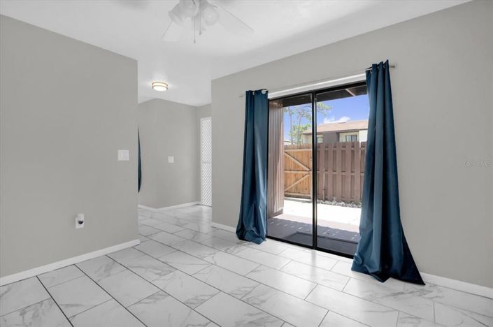 Image No.9-Appartement de 2 chambres à vendre à Saint John