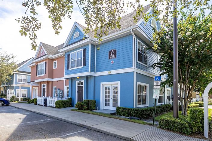 Image No.2-Maison de ville de 4 chambres à vendre à Saint John