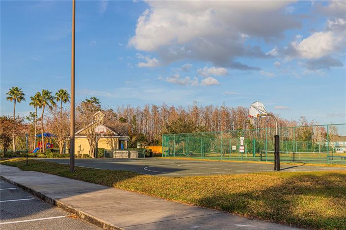 Image No.31-Maison de ville de 4 chambres à vendre à Saint John