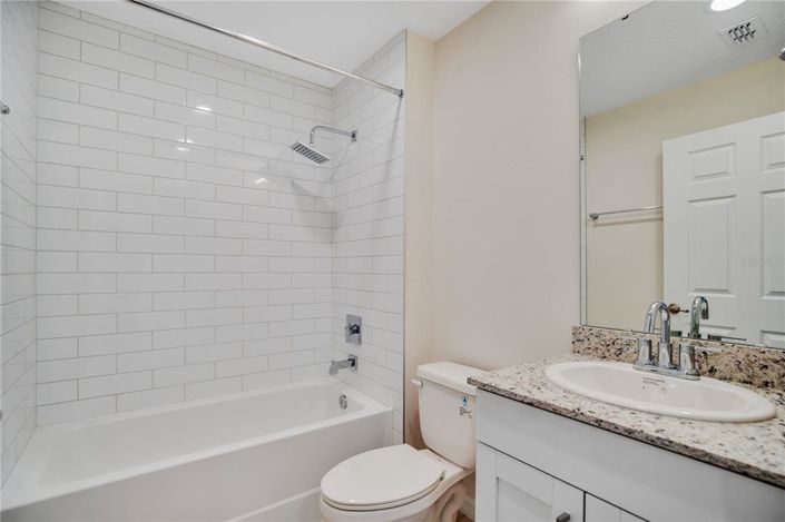 Image No.16-Maison de ville de 4 chambres à vendre à Saint John