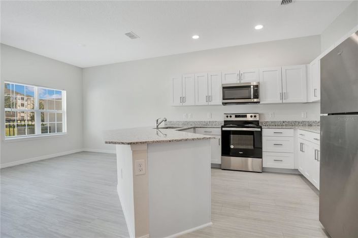 Image No.28-Maison de ville de 4 chambres à vendre à Saint John