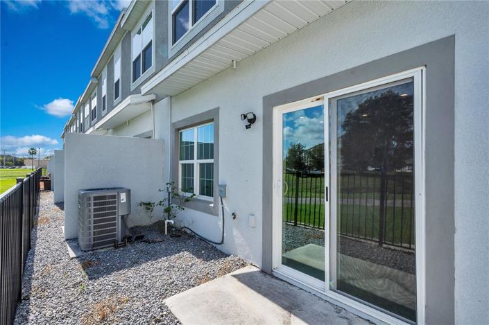 Image No.30-Maison de ville de 4 chambres à vendre à Saint John