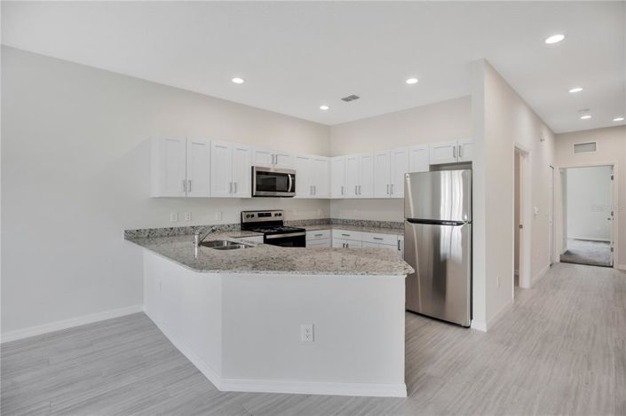 Image No.4-Maison de ville de 4 chambres à vendre à Saint John