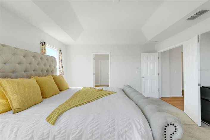 Image No.19-4 Bed House for sale