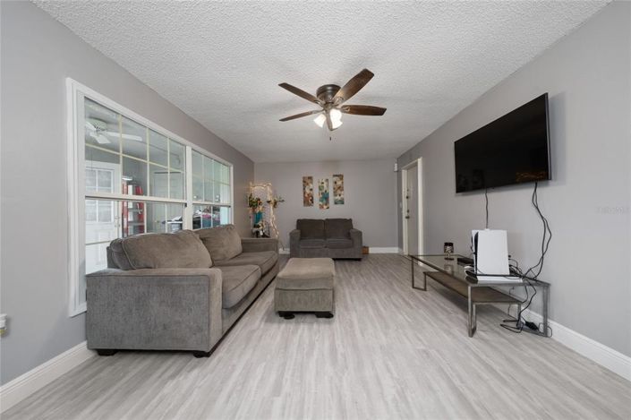 Image No.3-Appartement de 2 chambres à vendre à Saint John