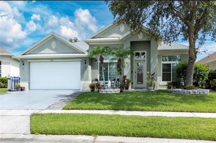 Image No.2-Maison de 4 chambres à vendre à Saint John