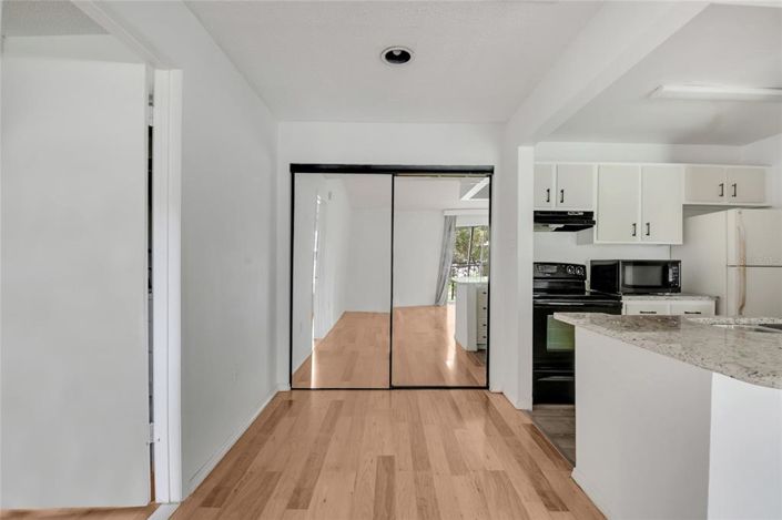 Image No.13-Appartement de 2 chambres à vendre à Saint John