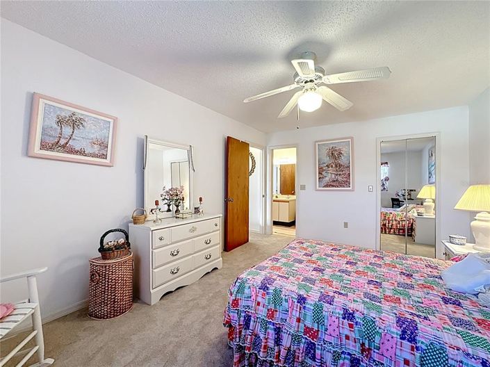 Image No.21-3 Bed Apartment for sale