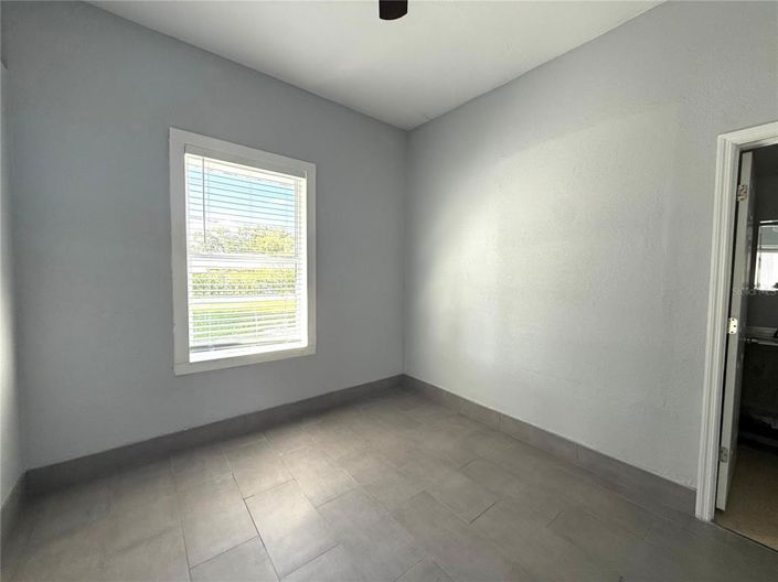 Image No.6-Maison de 2 chambres à vendre à Saint John