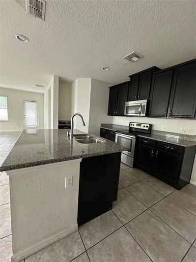 Image No.5-Maison de 4 chambres à vendre à Saint John