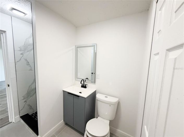 Image No.10-3 Bed House for sale