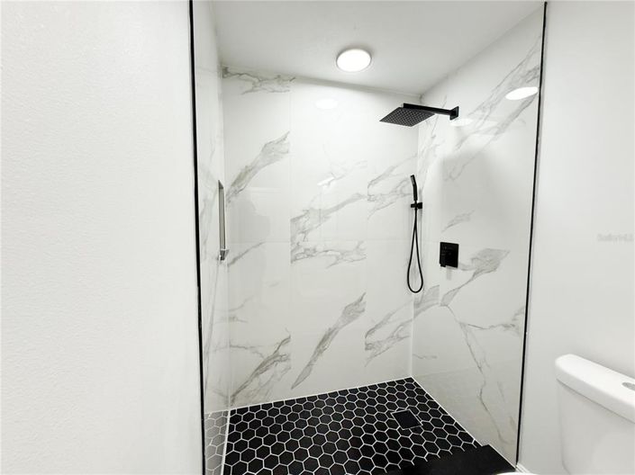 Image No.16-3 Bed House for sale