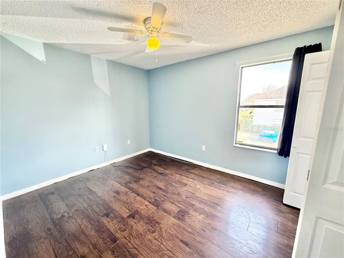 Image No.17-3 Bed Apartment for sale