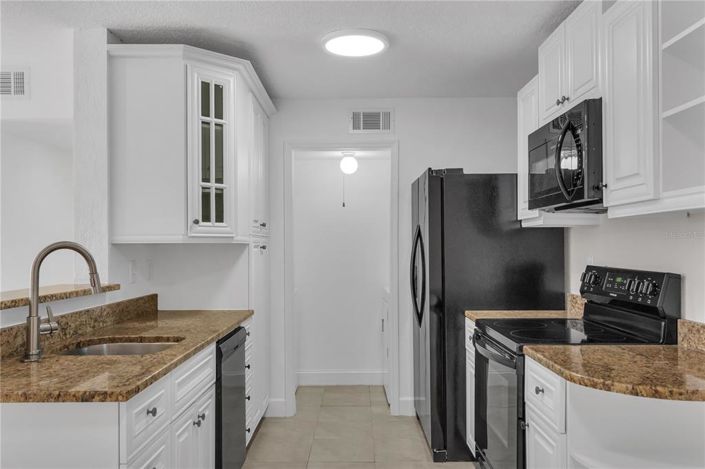 Image No.14-Appartement de 2 chambres à vendre à Saint John