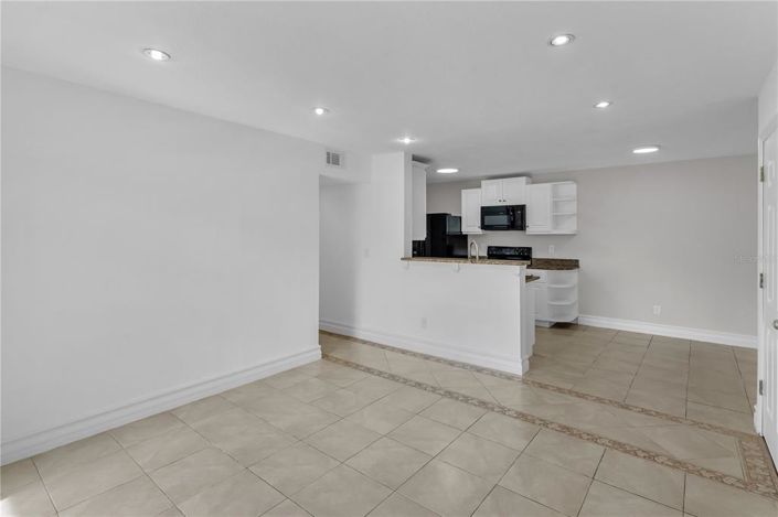 Image No.19-Appartement de 2 chambres à vendre à Saint John