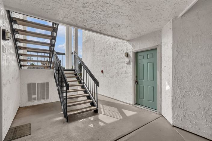 Image No.7-Appartement de 2 chambres à vendre à Saint John