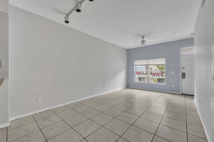 Image No.6-Appartement de 3 chambres à vendre à Saint John