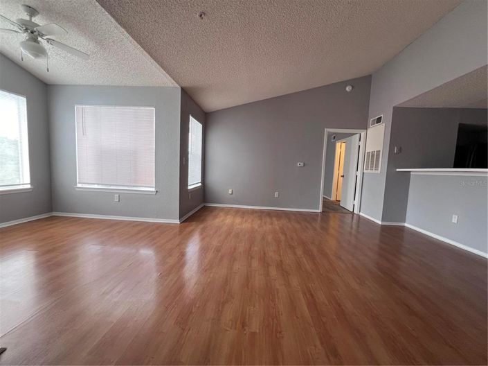 Image No.19-Appartement de 2 chambres à vendre à Saint John