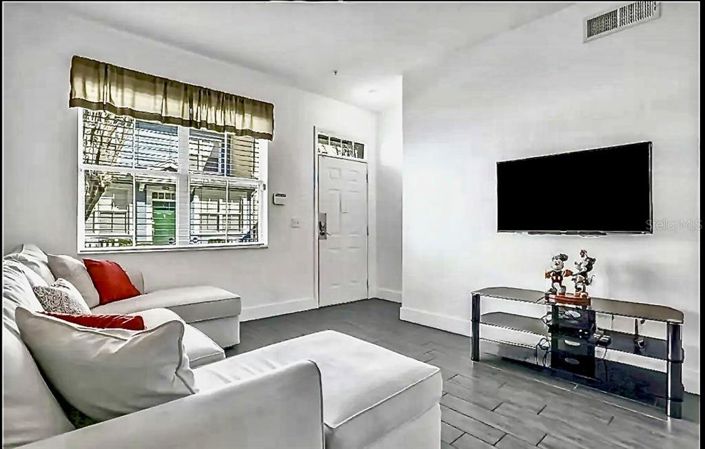 Image No.3-Maison de ville de 3 chambres à vendre à Saint John