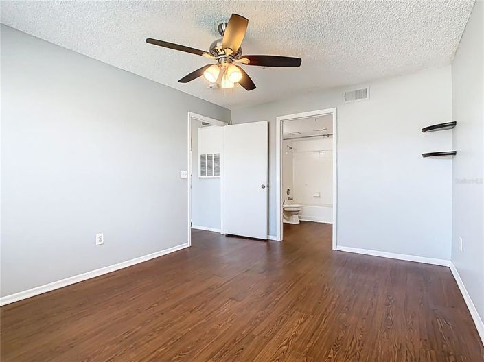 Image No.25-Appartement de 2 chambres à vendre à Saint John