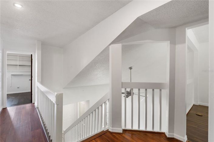 Image No.10-2 Bed Townhouse for sale