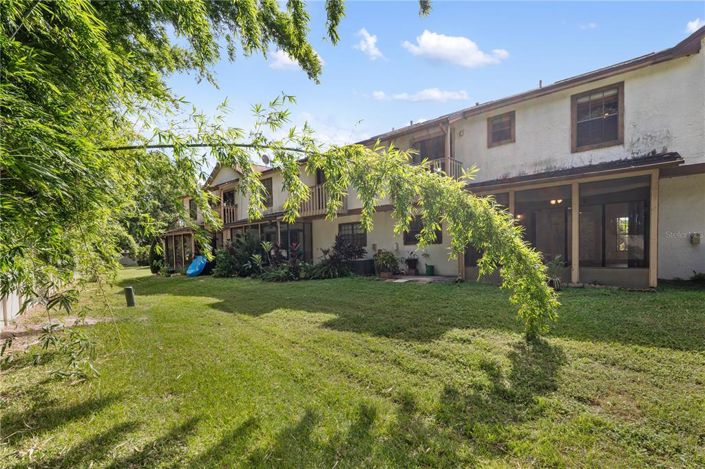 Image No.22-2 Bed Townhouse for sale