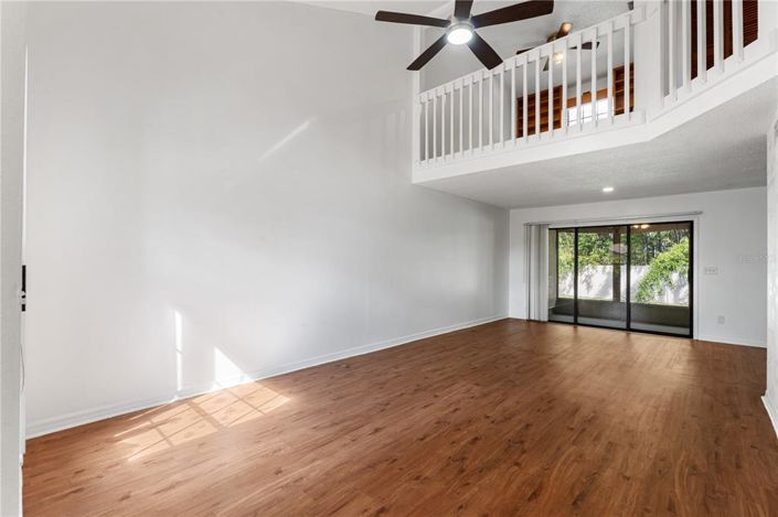 Image No.3-2 Bed Townhouse for sale