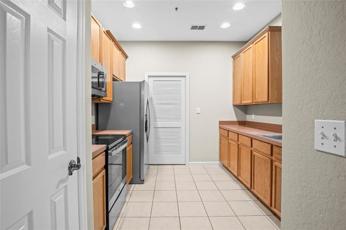 Image No.8-Appartement de 3 chambres à vendre à Saint John