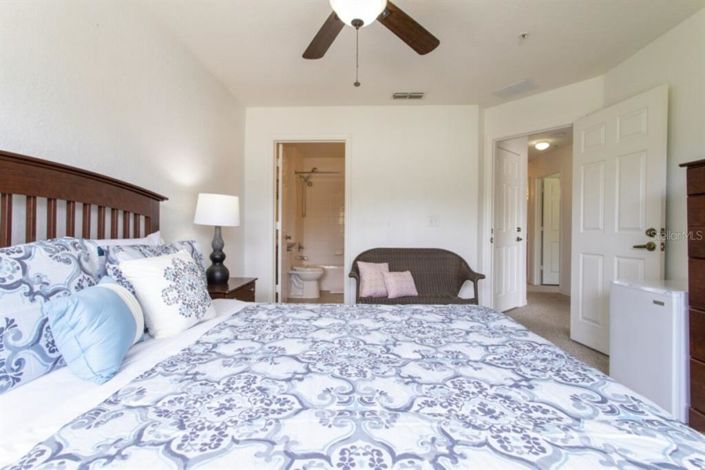 Image No.21-4 Bed Townhouse for sale