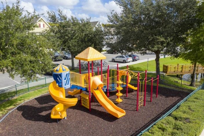 Image No.32-4 Bed Townhouse for sale