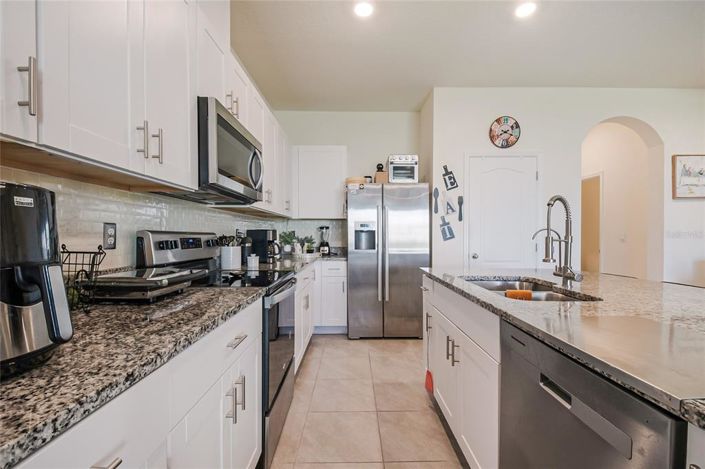 Image No.18-3 Bed Townhouse for sale