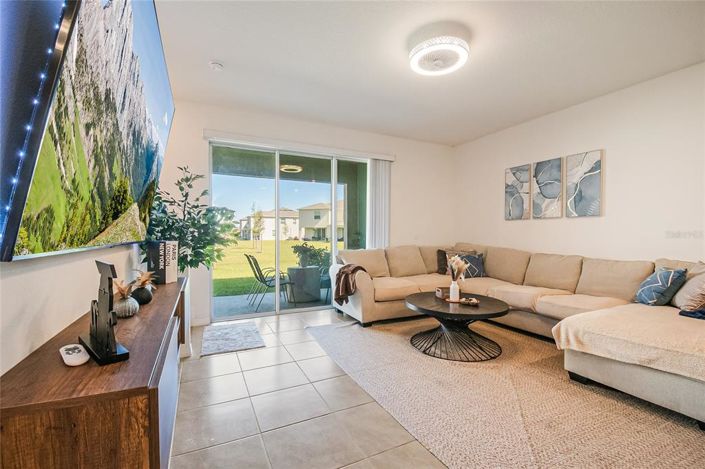 Image No.20-3 Bed Townhouse for sale