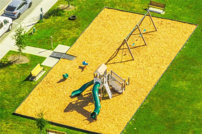 Image No.56-3 Bed Townhouse for sale