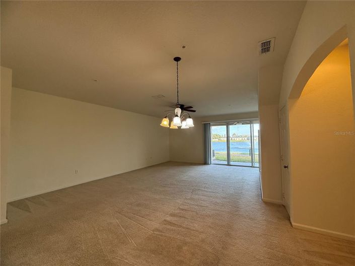 Image No.17-3 Bed Townhouse for sale