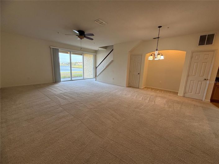 Image No.20-3 Bed Townhouse for sale