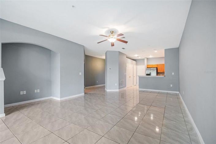 Image No.10-3 Bed Townhouse for sale