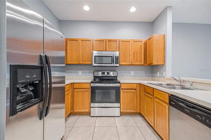 Image No.14-3 Bed Townhouse for sale