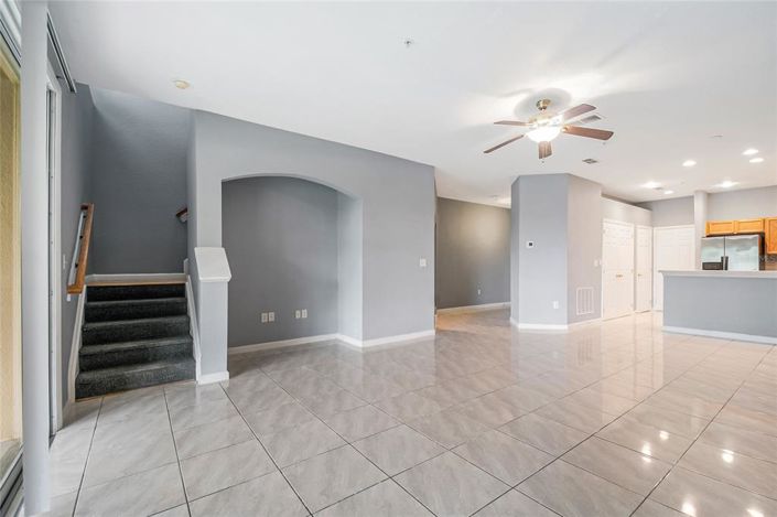 Image No.19-3 Bed Townhouse for sale