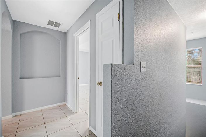 Image No.24-3 Bed Townhouse for sale