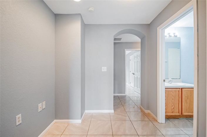 Image No.29-3 Bed Townhouse for sale