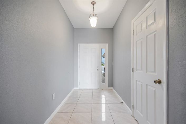 Image No.5-3 Bed Townhouse for sale