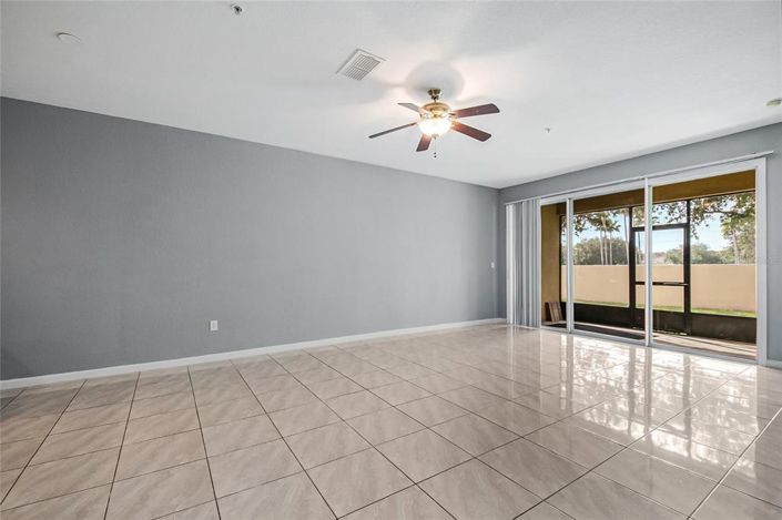 Image No.9-3 Bed Townhouse for sale