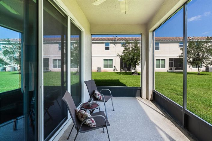 Image No.15-3 Bed Townhouse for sale