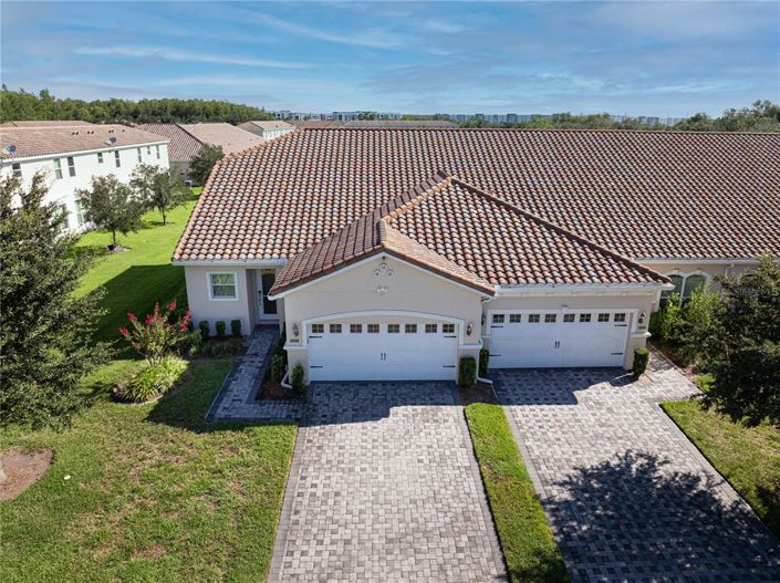 Image No.18-3 Bed Townhouse for sale