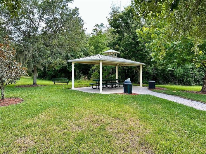 Image No.20-3 Bed Townhouse for sale