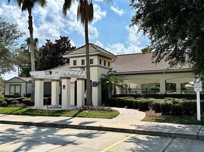 Image No.21-3 Bed Townhouse for sale