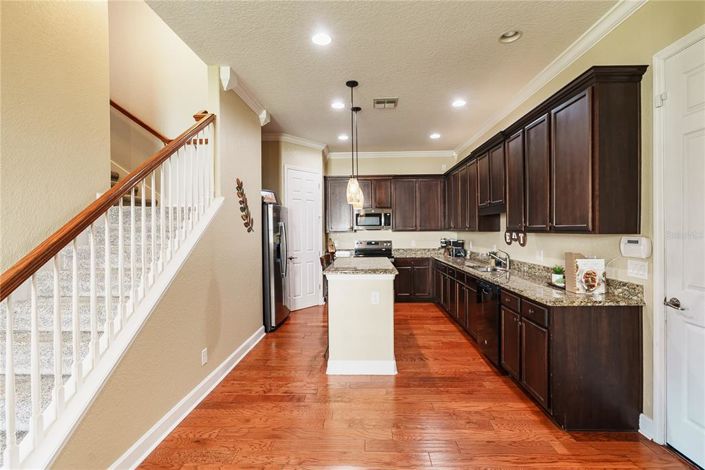 Image No.7-3 Bed Townhouse for sale