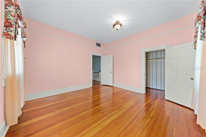 Image No.29-4 Bed House for sale