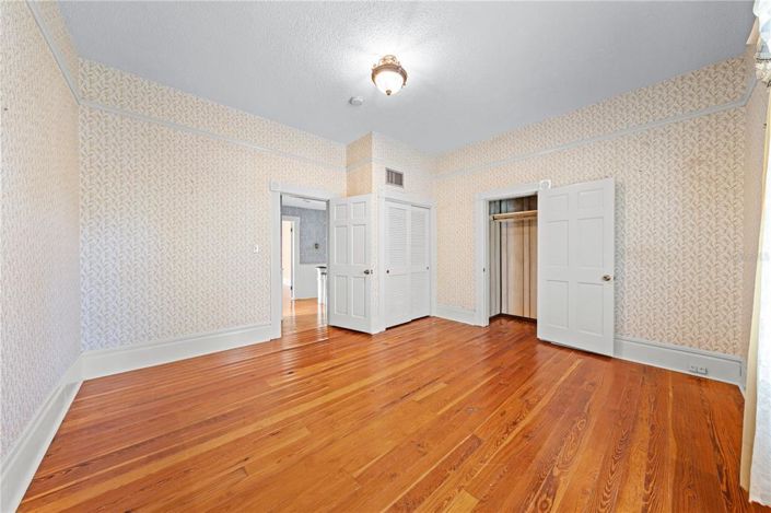 Image No.32-4 Bed House for sale