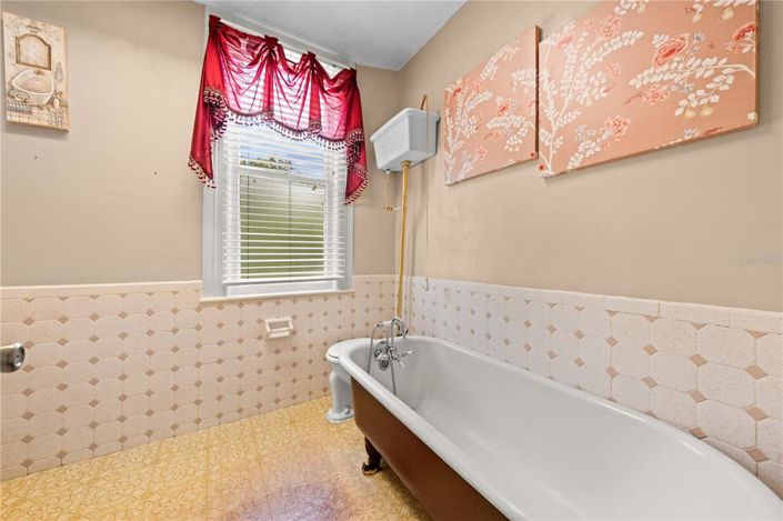 Image No.34-4 Bed House for sale